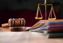 Obama Aide Entangled—“Uncle Jeffrey” Emails Judges gavel, scales of justice, and legal documents.