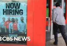 "Functional unemployment" nearing 25% in U.S., analysis finds